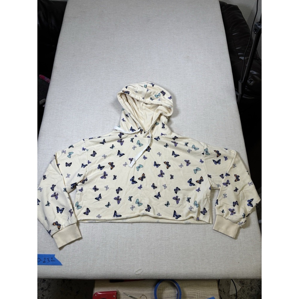 Forever 21 Women's M Butterfly Print Pullover Cropped Hoodie